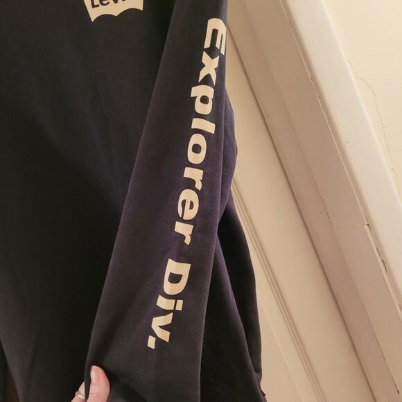 Vtg? Mens Levis Black Wood Grain Explorer Div. Crewneck Sweatshirt Size M - Picture 5 of 14